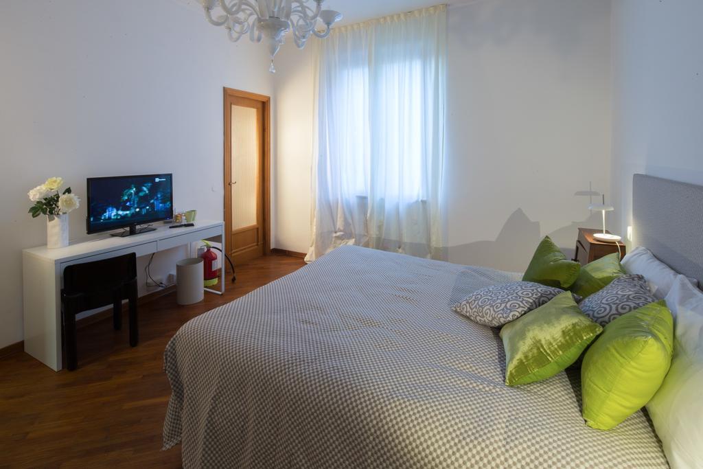 Bed and Breakfast La Sapienza Siena Zimmer foto